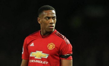  那不勒斯替补前锋临危受命，终场前绝平保住不败金身  